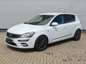 Kia Ceed / cee'd 1.4l Edition 7 Navi Klima PDC Tempomat