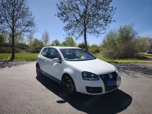 Volkswagen Golf GTI 2.0 DSG