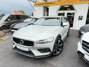 Volvo V60 Cross Country Pro AWD AHK/SCHIEBEDACH/360°