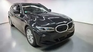 BMW 318 d T ADAPTIV LED*WIDE*ACC*AHK*HEADUP*KOMFORT