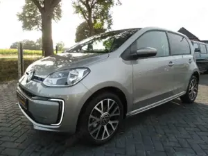 Volkswagen up! Style Plus