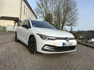 Volkswagen Golf Variant Golf Variant 1.5 eTSI OPF DSG Move