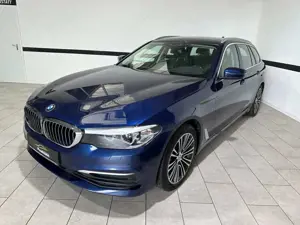 BMW 530 530 i Touring Aut. Navi*Leder*LED*HUD*Panorama*