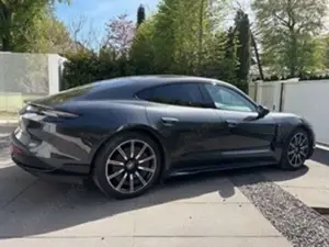 Porsche Taycan Taycan 4S Performancebatterie Plus Bild 5