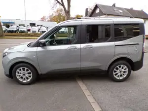 Ford Tourneo Courier Bild 4