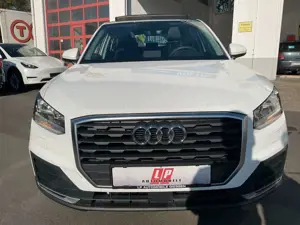 Audi Q2 35 TFSI S-Tronic PDC Klima SHZ AHK Tempo Bild 2