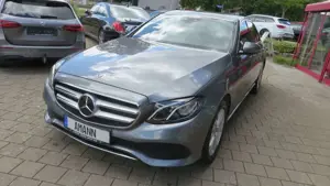 Mercedes-Benz E 200 Limousine AVANTGARDE Bild 5