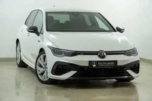 Volkswagen Golf VIII R 4Motion Kamera ACC Matrix-LED