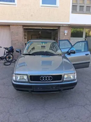 Audi 80