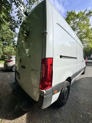Mercedes-Benz Sprinter Bild 3