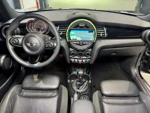 MINI Cooper Mini Cooper 1.5 12V +PANO+NAVI+1.HAND+LED+SHZ+ Bild 2