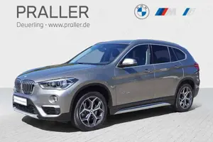 BMW X1 xDrive20i xLine Autom AHK Kamera Sportsitze LED Te