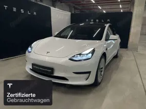Tesla Model 3 Bild 2
