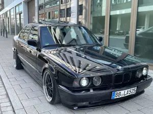 BMW 525 525i 24V