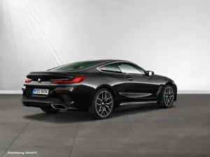 BMW M850 i xDrive Coupé Lr. 699,- br. o.Anz. 48Mon/5`Km p.A Bild 2