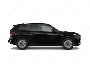BMW iX1 xDrive 30 AD AHK-klappbar AHK Navi Digitales Cockp Bild 5