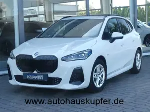 BMW 220 i M Sport Pano°AHK°AdLED*elSit