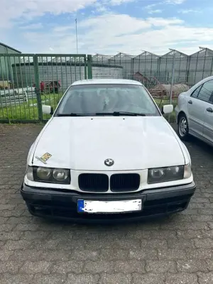 BMW 318 318i touring