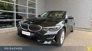 BMW 320 d A xDrive Lim Luxury-Line,GSD,AHK,LCProf
