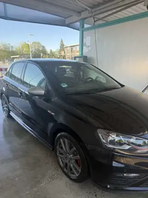 Volkswagen Polo GTI 1.8 TSI (Blue Motion Technology) Bild 3