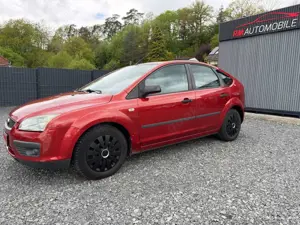Ford Focus Lim. Trend 1.6 KLIMA/TÜV 11/2026