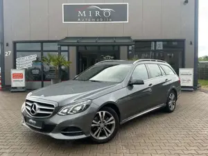 Mercedes-Benz E 220 T-Modell BlueTec/ KAMERA/ AHK Bild 3