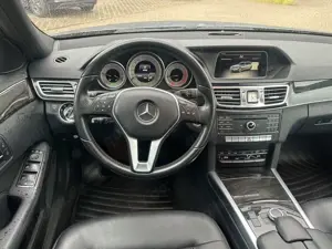 Mercedes-Benz E 220 T-Modell BlueTec/ KAMERA/ AHK Bild 4