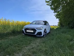 Audi A1 A1 25 TFSI Sportback S line