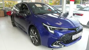 Toyota Corolla Touring Sports 2.0  Teamplayer ACC+LED