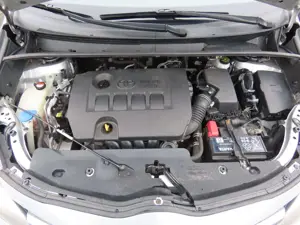 Toyota Verso 1.8 Valvematic Navigation Kamera 7-Sitzer Bild 3