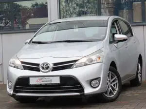 Toyota Verso 1.8 Valvematic Navigation Kamera 7-Sitzer Bild 4