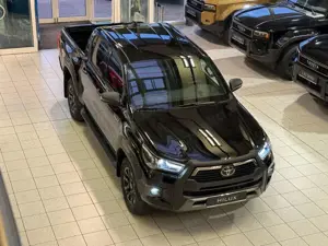 Toyota Hilux DOUBLE CAB INVINCIBLE-MILD HYB.-LEDER-46.990