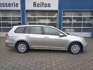 Volkswagen Golf VII Variant Trendline /Start-Stopp/DSG Bild 3