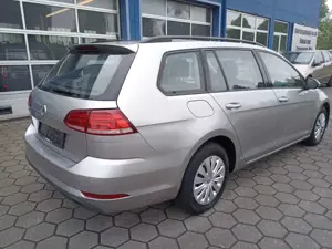Volkswagen Golf VII Variant Trendline /Start-Stopp/DSG Bild 5