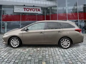 Toyota Auris Bild 2