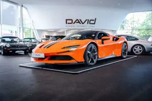 Ferrari SF90 Stradale Lift*JBL*Carbon*Passenger-Display*