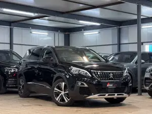 Peugeot 5008 ALLURE*7SITZ*CITY*KINDER*180°*TOTW*1.H