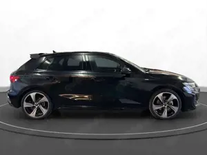 Audi A3 TFSI S line AHK Pano Matrix LM 19" Bild 5