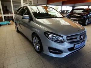 Mercedes-Benz B 220 d DCT, AHK,Panoramadach
