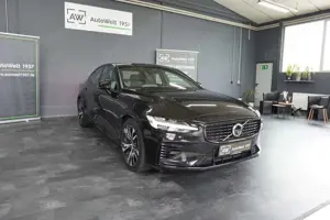 Volvo S60 Lim. R Design T8 AWD*StdHzg*PANO*HuD*4xSHZ*