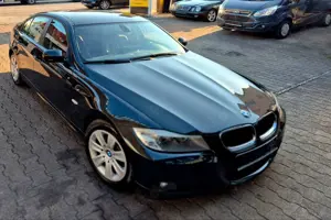 BMW 318 3er Limousine 1.Hand/Orig.31Tkm  Navi-Kamera