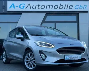 Ford Fiesta Titanium 74 kW 1.Hand Sportsitze CarPlay