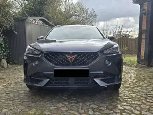 CUPRA Formentor Formentor Plug-in Hybrid VZ 1.4 e-Hybrid DSG Priority  inkl. Winterräder Bild 3