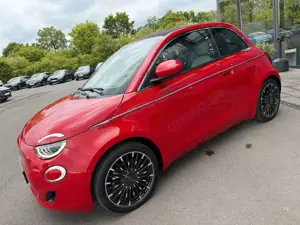 Fiat 500e Cabrio La Prima 42kwh Leder JBL Sound Navi