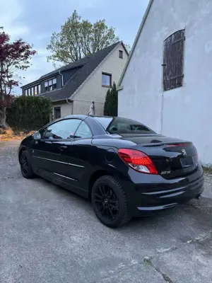 Peugeot 207 CC 120 VTi Roland Garros