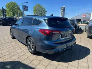 Ford Focus 1.0 ST-Line LED/AHK Bild 4
