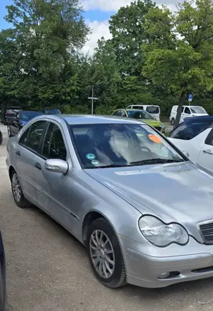 Mercedes-Benz C 180 C180 Automatik | 120.000 km | TÜV 11.2027