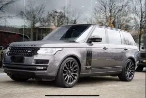 Land Rover Range Rover V8 Supercharged langer Radstand Autobiography Blac