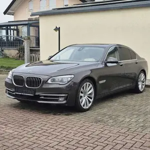 BMW 730 d xDrive HUD TÜV SHD Standheizung Garantie Bild 3