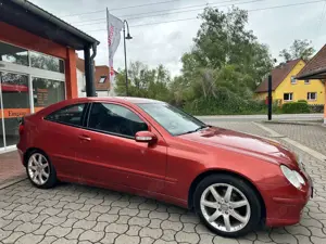 Mercedes-Benz C 180 C-Klasse Sportcoupe * Automatik * Klima * SHZ *